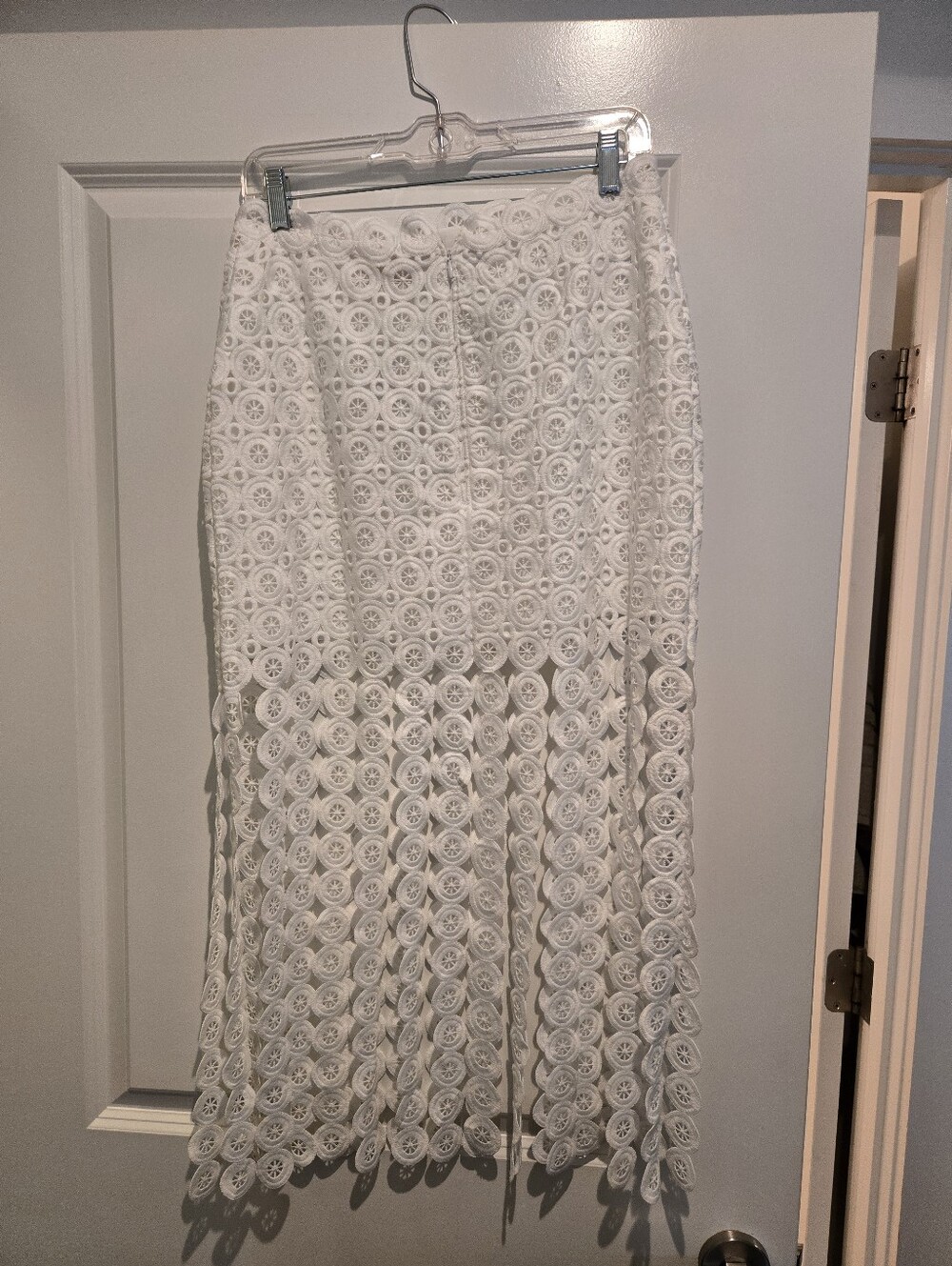 Nwt Ann Taylor LOFT White Crochet Midi Skirt with Fringe - Picture 2 of 3